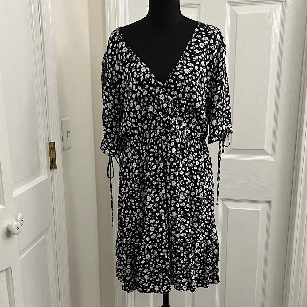 ePretty Navy Floral Dress